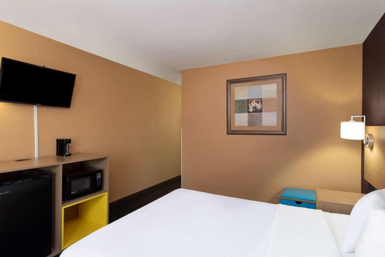 Days Inn By Wyndham Anderson In Zewnętrze zdjęcie